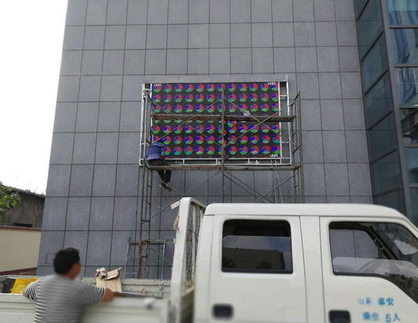 LED顯示屏如何維護(hù)？使用過程中如何保養(yǎng)？